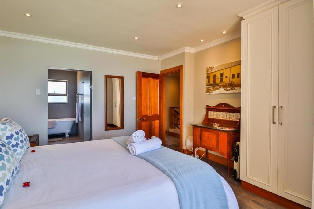 קניסנה Sea Cliff Condo מראה חיצוני תמונה